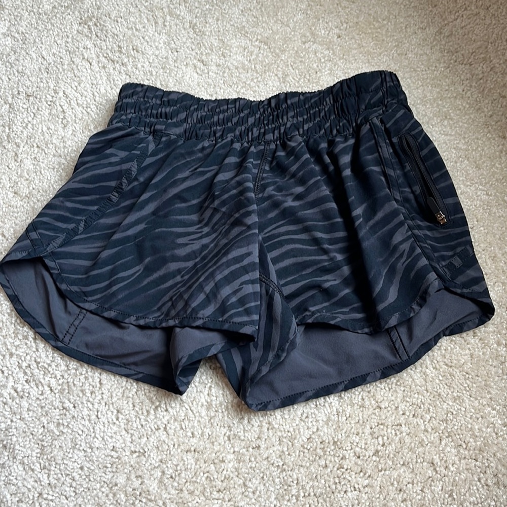 lululemon printed shorts